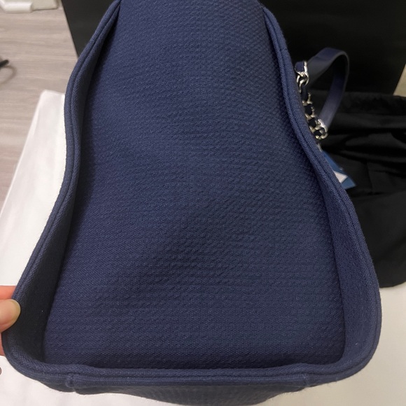 *SOLD* CHANEL DEAUVILLE LARGE TOTE - Picture 12 of 16